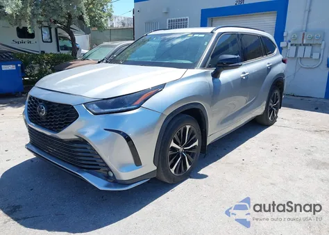 2021 Toyota Highlander Xse z USA, uszkodzony, nr VIN 5TDLZRBH2MS113445